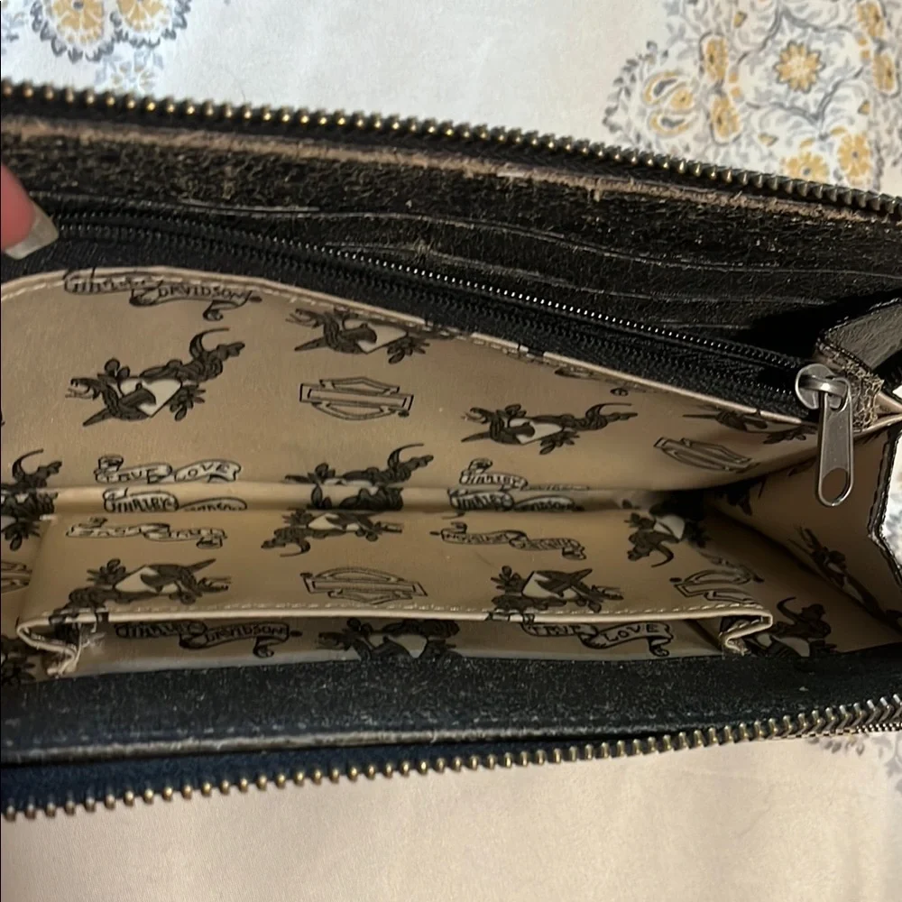 Harley-Davidson Tan & Brown Jacquard Wallet-Wristlet - Picture 6 of 10